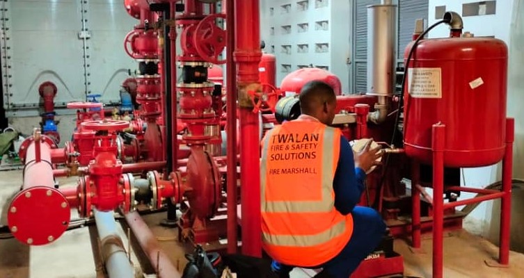 Service and maintenanance of fire fighting equipment